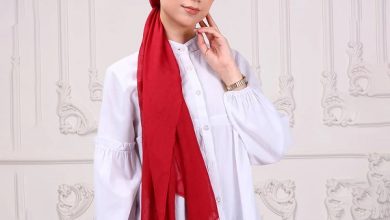 lady with modal scarf