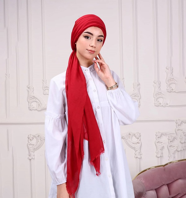 lady with modal scarf